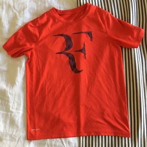 Boys 12-13 Nike RF (Roger Federer) tennis shirt